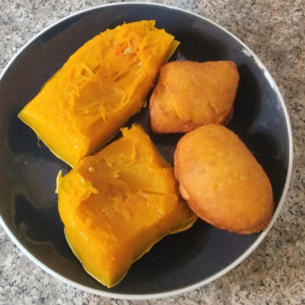 Pumpkins Mandazi - mapishi ya NUS nchini Tanzania